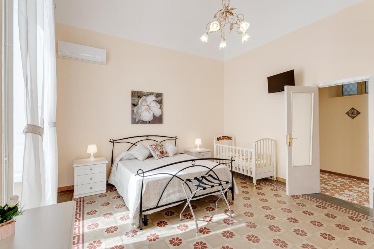 Catania Central Apartment With Terrace- Casa Mariella Esterno foto